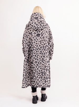 Stone Leopard - Plume